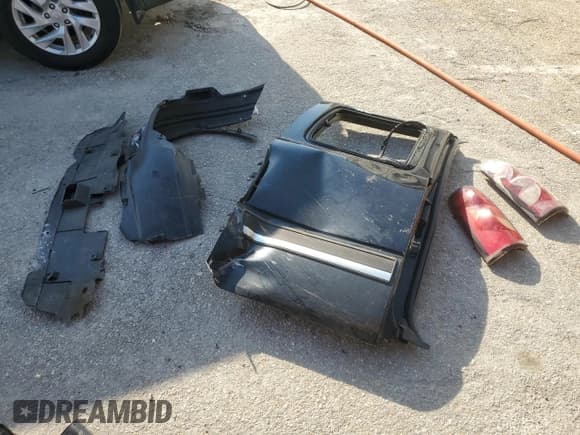 ✅ 2006 Chevrolet Silverado 1500 LT2 • VIN: 1GCEK19B66Z194709 • Лот: 50185675. Опубликован ранее на Copart с пробегом Не указан. Бесплатный доступ к архиву аукционных продаж из США и подробный отчёт об истории автомобиля на DreamBid. Изображение 12.