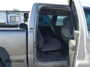 ✅ 2005 GMC Sierra 1500 SLT • VIN: 2GTEK13T651224641 • Лот: 43649654. Опубликован ранее на IAAI с пробегом 232 970 миль. Бесплатный доступ к архиву аукционных продаж из США и подробный отчёт об истории автомобиля на DreamBid. Изображение 8.