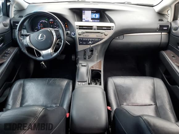 ✅ 2013 Lexus RX 450h • VIN: JTJBC1BA9D2441998 • Lot: 82189345. Wystawiony na Copart z przebiegiem 142 998 mil. Bezpłatny archiwum sprzedaży aukcyjnych z USA i szczegółowy raport historii pojazdu na DreamBid. Zdjęcie 8.