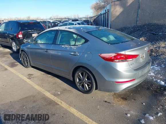✅ 2017 Hyundai Elantra Limited • VIN: 5NPD84LF7HH075262 • Lot: 41818589. Listed on IAAI with 113,524 mi. Free auction sales archive from the USA and detailed vehicle history report at DreamBid. Image 3.