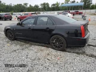✅ 2006 Cadillac STS-V • VIN: 1G6DX67D360159731 • Lot: 69568905. Wystawiony na Copart z przebiegiem 189 066 mil. Bezpłatny archiwum sprzedaży aukcyjnych z USA i szczegółowy raport historii pojazdu na DreamBid. Zdjęcie 2.