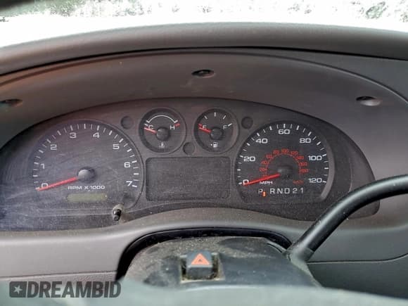 ✅ 2007 Ford Ranger XL • VIN: 1FTZR15E97PA43857 • Lot: 95255795. Wystawiony na Copart z przebiegiem Nie podano. Bezpłatny archiwum sprzedaży aukcyjnych z USA i szczegółowy raport historii pojazdu na DreamBid. Zdjęcie 9.