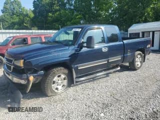 ✅ 2006 Chevrolet Silverado 1500 LT1 • VIN: 2GCEK19V761186704 • Лот: 61661155. Опубликован ранее на Copart с пробегом 168 733 миль. Бесплатный доступ к архиву аукционных продаж из США и подробный отчёт об истории автомобиля на DreamBid. Изображение 1.