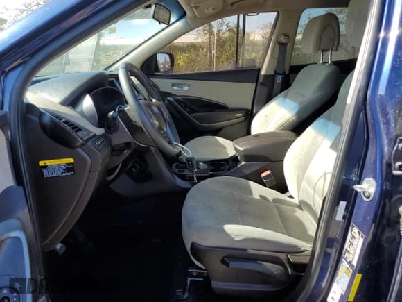 ✅ 2018 Hyundai Santa Fe 2.4L • VIN: 5XYZT3LB9JG556302 • Лот: 51242263. Опубликован ранее на Copart с пробегом 105 998 миль. Бесплатный доступ к архиву аукционных продаж из США и подробный отчёт об истории автомобиля на DreamBid. Изображение 7.