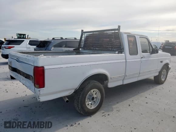 ✅ 1996 Ford F-150 S • VIN: 1FTEX15Y8TKA49851 • Lot: 64691835. Wystawiony na Copart z przebiegiem 297 520 mil. Bezpłatny archiwum sprzedaży aukcyjnych z USA i szczegółowy raport historii pojazdu na DreamBid. Zdjęcie 3.