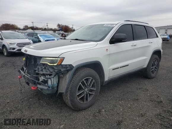 ✅ 2017 Jeep Grand Cherokee Trailhawk • VIN: 1C4RJFLGXHC735224 • Лот: 92037305. Опубликован ранее на Copart с пробегом 146 309 миль. Бесплатный доступ к архиву аукционных продаж из США и подробный отчёт об истории автомобиля на DreamBid. Изображение 1.
