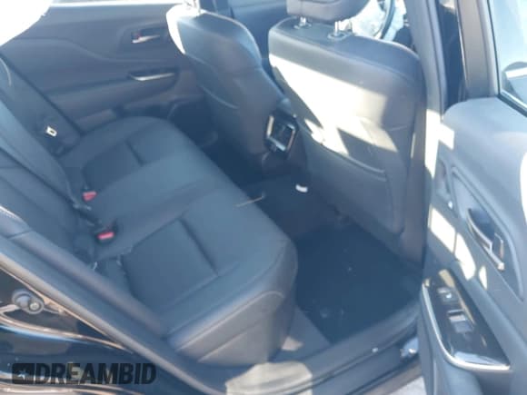 ✅ 2024 Toyota Crown Limited • VIN: JTDAAAAF5R3018287 • Лот: 43731759. Опубликован ранее на IAAI с пробегом 7 644 миль. Бесплатный доступ к архиву аукционных продаж из США и подробный отчёт об истории автомобиля на DreamBid. Изображение 8.