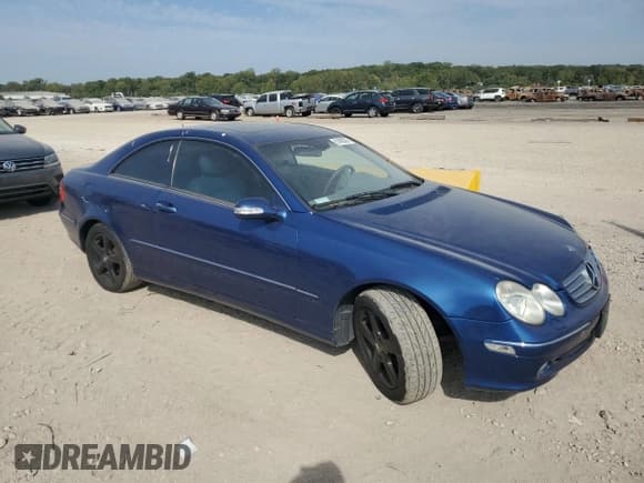 ✅ 2003 Mercedes-Benz CLK 320 • VIN: WDBTJ65J03F034969 • Lot: 81460805. Listed on Copart with 156,126 mi. Free auction sales archive from the USA and detailed vehicle history report at DreamBid. Image 4.