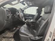 ✅ 2019 Chevrolet Silverado 1500 Work Truck • VIN: 1GCPWAEH0KZ296475 • Lot: 85192735. Wystawiony na Copart z przebiegiem 166 975 mil. Bezpłatny archiwum sprzedaży aukcyjnych z USA i szczegółowy raport historii pojazdu na DreamBid. Zdjęcie 7.