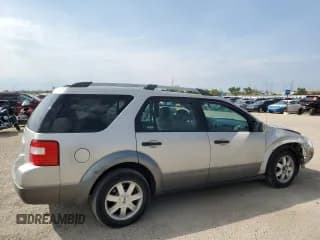 ✅ 2006 Ford Freestyle SE • VIN: 1FMZK01156GA13542 • Lot: 81319375. Wystawiony na Copart z przebiegiem 102 477 mil. Bezpłatny archiwum sprzedaży aukcyjnych z USA i szczegółowy raport historii pojazdu na DreamBid. Zdjęcie 3.