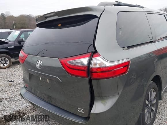 ✅ 2020 Toyota Sienna XLE • VIN: 5TDDZ3DCXLS234533 • Лот: 43755186. Опубликован ранее на IAAI с пробегом 44 910 миль. Бесплатный доступ к архиву аукционных продаж из США и подробный отчёт об истории автомобиля на DreamBid. Изображение 6.