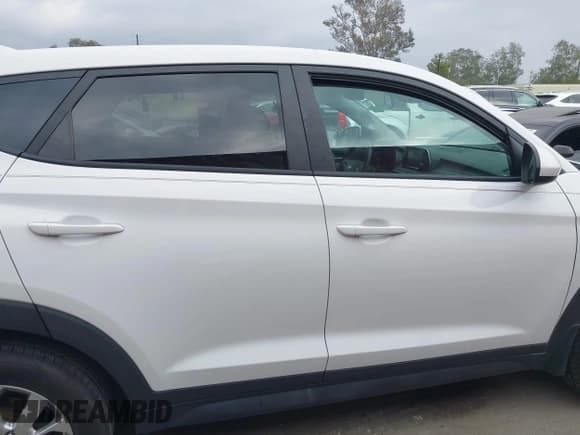 ✅ 2021 Hyundai Tucson SE • VIN: KM8J23A40MU286248 • Lot: 43329243. Wystawiony na IAAI z przebiegiem 55 481 mil. Bezpłatny archiwum sprzedaży aukcyjnych z USA i szczegółowy raport historii pojazdu na DreamBid. Zdjęcie 13.