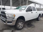 ✅ 2023 Ram 2500 Tradesman • VIN: 3C6UR5CJ6PG519561 • Лот: 43544964. Опубликован ранее на IAAI с пробегом 23 624 миль. Бесплатный доступ к архиву аукционных продаж из США и подробный отчёт об истории автомобиля на DreamBid. Изображение 17.