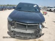 ✅ 2022 Chevrolet Traverse LS • VIN: 1GNERFKW1NJ101766 • Lot: 68106834. Wystawiony na Copart z przebiegiem 15 594 mil. Bezpłatny archiwum sprzedaży aukcyjnych z USA i szczegółowy raport historii pojazdu na DreamBid. Zdjęcie 5.