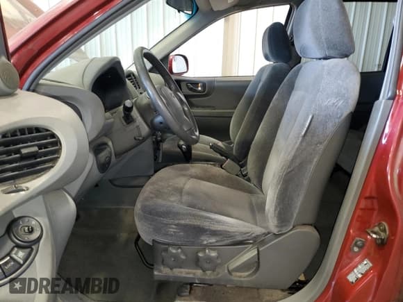 ✅ 2004 Hyundai Santa Fe GLS • VIN: KM8SC73D64U621373 • Lot: 84289455. Listed on Copart with Not provided. Free auction sales archive from the USA and detailed vehicle history report at DreamBid. Image 7.