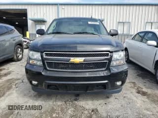 ✅ 2009 Chevrolet Suburban 1LT • VIN: 1GNFK26349R280071 • Lot: 74258504. Wystawiony na Copart z przebiegiem 166 122 mil. Bezpłatny archiwum sprzedaży aukcyjnych z USA i szczegółowy raport historii pojazdu na DreamBid. Zdjęcie 5.