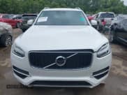 ✅ 2017 Volvo XC90 Momentum • VIN: YV4A22PK3H1138975 • Лот: 42826491. Опубликован ранее на IAAI с пробегом 154 086 миль. Бесплатный доступ к архиву аукционных продаж из США и подробный отчёт об истории автомобиля на DreamBid. Изображение 6.