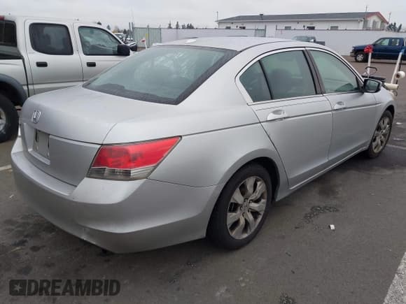 ✅ 2009 Honda Accord EX-L • VIN: 1HGCP26869A029089 • Lot: 43853398. Wystawiony na IAAI z przebiegiem 184 261 mil. Bezpłatny archiwum sprzedaży aukcyjnych z USA i szczegółowy raport historii pojazdu na DreamBid. Zdjęcie 4.