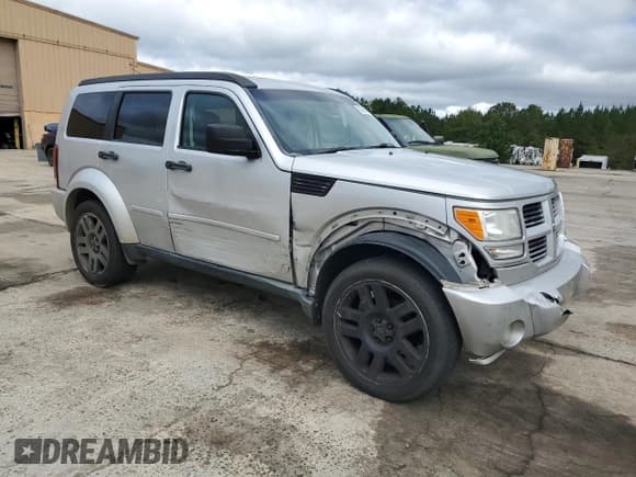 ✅ 2011 Dodge Nitro Heat • VIN: 1D4PT4GK8BW597552 • Lot: 82399605. Listed on Copart with 262,822 mi. Free auction sales archive from the USA and detailed vehicle history report at DreamBid. Image 4.