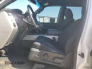 ✅ 2017 Ford Expedition XLT • VIN: 1FMJU1HT2HEA44590 • Lot: 86784815. Wystawiony na Copart z przebiegiem 114 877 mil. Bezpłatny archiwum sprzedaży aukcyjnych z USA i szczegółowy raport historii pojazdu na DreamBid. Zdjęcie 7.