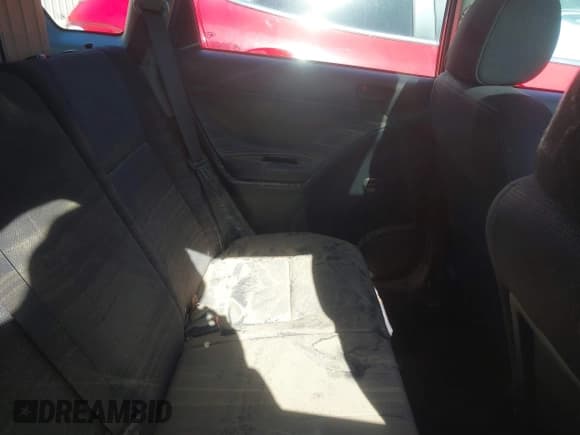 ✅ 2005 Pontiac Vibe GT • VIN: 5Y2SN63L75Z461265 • Лот: 40611438. Опубликован ранее на IAAI с пробегом Не указан. Бесплатный доступ к архиву аукционных продаж из США и подробный отчёт об истории автомобиля на DreamBid. Изображение 8.