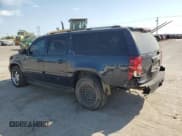 ✅ 2007 Chevrolet Suburban LT • VIN: 1GNFC16097J183781 • Lot: 76099354. Wystawiony na Copart z przebiegiem 279 845 mil. Bezpłatny archiwum sprzedaży aukcyjnych z USA i szczegółowy raport historii pojazdu na DreamBid. Zdjęcie 2.