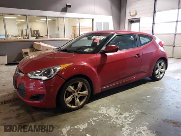 2015 Hyundai Veloster z VIN KMHTC6AD1FU228644, wystawiony jako Copart lot #70176233 z przebiegiem 117 359 mil mil oraz . Historia ofert i sprzedaży dostępna na DreamBid. Obrazek 1.
