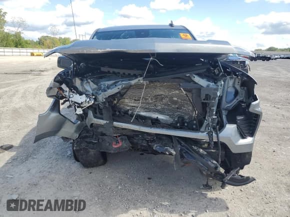 ✅ 2023 Chevrolet Silverado 1500 LT Trail Boss • VIN: 3GCUDFE86PG263591 • Lot: 70308915. Wystawiony na Copart z przebiegiem Nie podano. Bezpłatny archiwum sprzedaży aukcyjnych z USA i szczegółowy raport historii pojazdu na DreamBid. Zdjęcie 5.