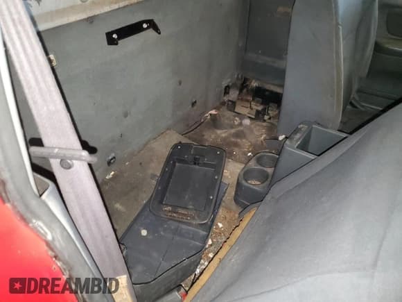 ✅ 2001 Nissan Frontier XE • VIN: 1N6DD26SX1C402759 • Lot: 81630315. Listed on Copart with 348,888 mi. Free auction sales archive from the USA and detailed vehicle history report at DreamBid. Image 10.