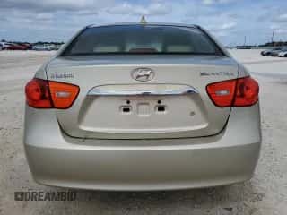 2010 Hyundai Elantra GLS z VIN KMHDU4AD2AU101495, wystawiony jako Copart lot #76239604 z przebiegiem 136 005 mil mil oraz Szkoda całkowita • Salvage title. Historia ofert i sprzedaży dostępna na DreamBid. Obrazek 6.