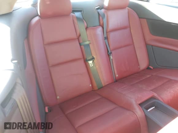 ✅ 2011 Volvo C70 • VIN: YV1672MC9BJ107660 • Лот: 43501492. Опубликован ранее на IAAI с пробегом 135 719 миль. Бесплатный доступ к архиву аукционных продаж из США и подробный отчёт об истории автомобиля на DreamBid. Изображение 8.