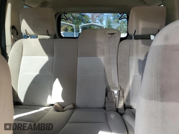 ✅ 2006 Ford Explorer XLT • VIN: 1FMEU63E86UA26167 • Lot: 90921665. Listed on Copart with 127,574 mi. Free auction sales archive from the USA and detailed vehicle history report at DreamBid. Image 10.