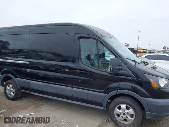 ✅ 2017 Ford Transit • VIN: 1FTYR2CM7HKB01975 • Лот: 42000326. Опубликован ранее на IAAI с пробегом 61 600 миль. Бесплатный доступ к архиву аукционных продаж из США и подробный отчёт об истории автомобиля на DreamBid. Изображение 13.