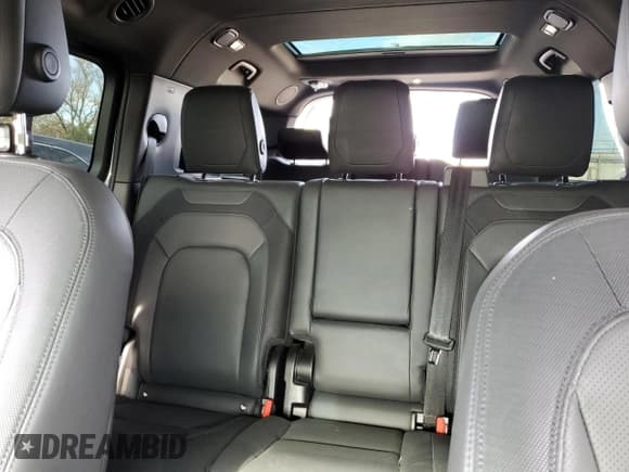 ✅ 2023 Land Rover Defender X-Dynamic SE • VIN: SALE2FEUXP2187298 • Лот: 79448154. Опубликован ранее на Copart с пробегом 43 475 миль. Бесплатный доступ к архиву аукционных продаж из США и подробный отчёт об истории автомобиля на DreamBid. Изображение 10.