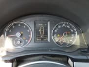 ✅ 2015 Volkswagen Eos Komfort • VIN: WVWBW8AH9FV001489 • Лот: 68965725. Опубликован ранее на Copart с пробегом 98 038 миль. Бесплатный доступ к архиву аукционных продаж из США и подробный отчёт об истории автомобиля на DreamBid. Изображение 9.