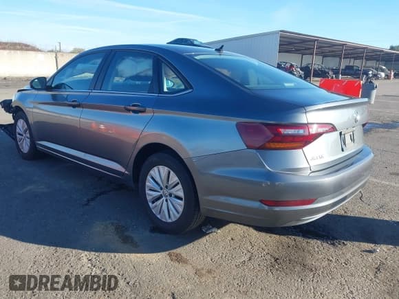 ✅ 2019 Volkswagen Jetta S • VIN: 3VWC57BU4KM105547 • Лот: 43651941. Опубликован ранее на IAAI с пробегом 164 530 миль. Бесплатный доступ к архиву аукционных продаж из США и подробный отчёт об истории автомобиля на DreamBid. Изображение 3.