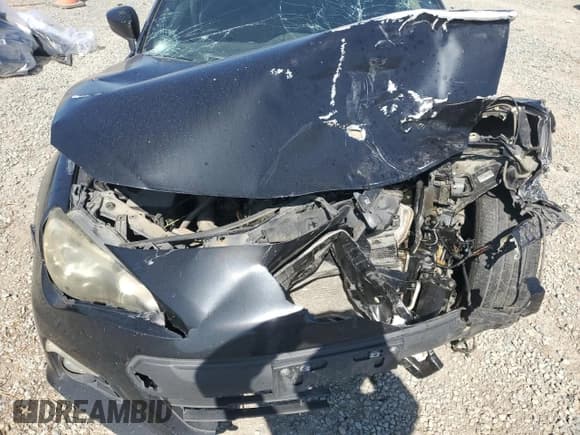 ✅ 2013 Subaru BRZ Limited • VIN: JF1ZCAC12D2612872 • Лот: 84200555. Опубликован ранее на Copart с пробегом Не указан. Бесплатный доступ к архиву аукционных продаж из США и подробный отчёт об истории автомобиля на DreamBid. Изображение 11.