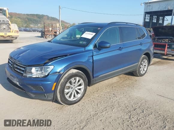 ✅ 2018 Volkswagen Tiguan SEL • VIN: 3VV2B7AX8JM166418 • Лот: 43250900. Опубликован ранее на IAAI с пробегом 51 687 миль. Бесплатный доступ к архиву аукционных продаж из США и подробный отчёт об истории автомобиля на DreamBid. Изображение 23.