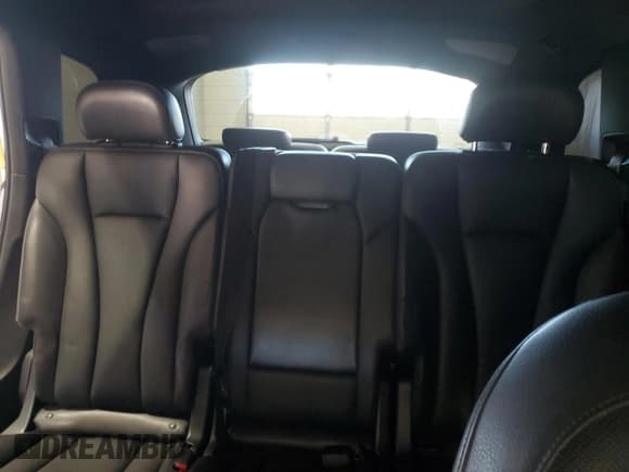 ✅ 2017 Audi Q7 Premium Plus • VIN: WA1LAAF77HD008115 • Lot: 82574765. Listed on Copart with 94,540 mi. Free auction sales archive from the USA and detailed vehicle history report at DreamBid. Image 10.