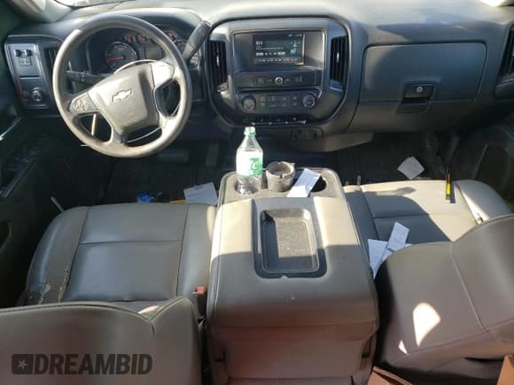 ✅ 2017 Chevrolet Silverado 2500HD Work Truck • VIN: 1GC1KUEY2HF141052 • Lot: 63424255. Wystawiony na Copart z przebiegiem 214 680 mil. Bezpłatny archiwum sprzedaży aukcyjnych z USA i szczegółowy raport historii pojazdu na DreamBid. Zdjęcie 8.