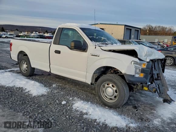 ✅ 2017 Ford F-150 XL • VIN: 1FTMF1C8XHKD57340 • Lot: 92639735. Listed on Copart with 225,904 mi. Free auction sales archive from the USA and detailed vehicle history report at DreamBid. Image 4.