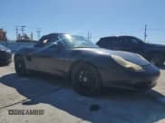 ✅ 2000 Porsche Boxster • VIN: WP0CA2984YU621793 • Lot: 86553355. Wystawiony na Copart z przebiegiem 127 778 mil. Bezpłatny archiwum sprzedaży aukcyjnych z USA i szczegółowy raport historii pojazdu na DreamBid. Zdjęcie 4.