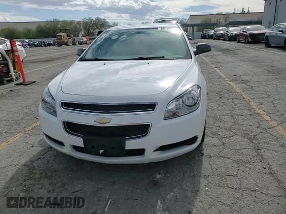 ✅ 2012 Chevrolet Malibu 1LS • VIN: 1G1ZB5E01CF241860 • Lot: 86106485. Listed on Copart with 81,758 mi. Free auction sales archive from the USA and detailed vehicle history report at DreamBid. Image 13.