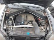 ✅ 2011 BMW X5 35i • VIN: 5UXZV4C58BL410469 • Lot: 43865678. Wystawiony na IAAI z przebiegiem 110 498 mil. Bezpłatny archiwum sprzedaży aukcyjnych z USA i szczegółowy raport historii pojazdu na DreamBid. Zdjęcie 10.