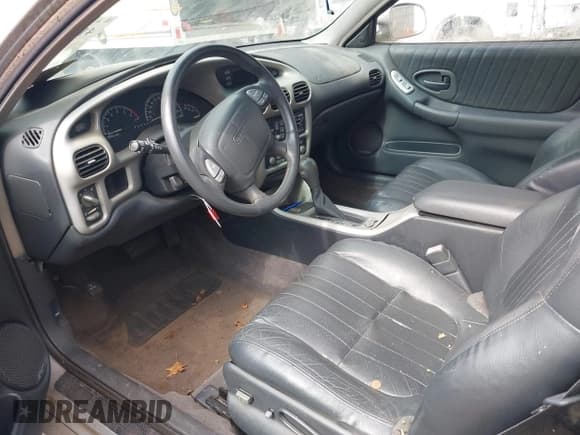 ✅ 2000 Pontiac Grand Prix GTP • VIN: 1G2WR1215YF236832 • Лот: 41910163. Опубликован ранее на IAAI с пробегом 124 533 миль. Бесплатный доступ к архиву аукционных продаж из США и подробный отчёт об истории автомобиля на DreamBid. Изображение 5.