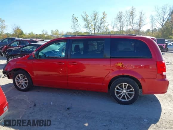 ✅ 2014 Dodge Grand Caravan SXT • VIN: 2C4RDGCGXER149980 • Lot: 43419248. Listed on IAAI with 87,562 mi. Free auction sales archive from the USA and detailed vehicle history report at DreamBid. Image 15.