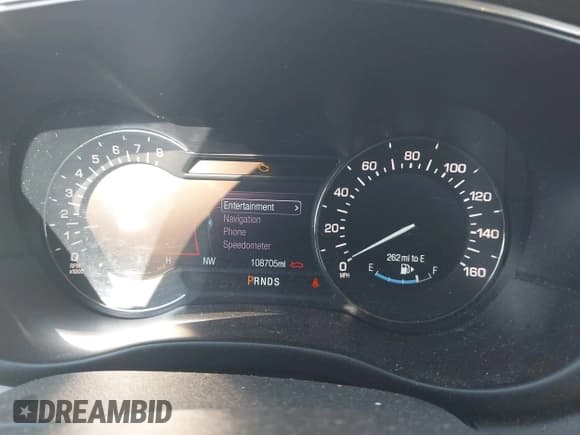 ✅ 2017 Lincoln MKC Reserve • VIN: 5LMCJ3C9XHUL02544 • Lot: 43347750. Wystawiony na IAAI z przebiegiem 108 705 mil. Bezpłatny archiwum sprzedaży aukcyjnych z USA i szczegółowy raport historii pojazdu na DreamBid. Zdjęcie 7.