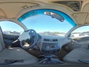 ✅ 2007 Ford Focus S • VIN: 1FAHP34N47W162524 • Лот: 82731445. Опубликован ранее на Copart с пробегом 196 662 миль. Бесплатный доступ к архиву аукционных продаж из США и подробный отчёт об истории автомобиля на DreamBid. Изображение 14.