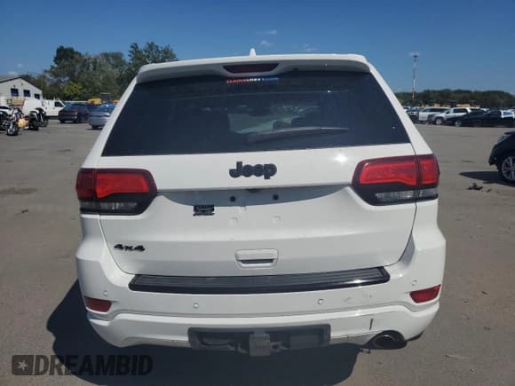 ✅ 2017 Jeep Grand Cherokee Altitude • VIN: 1C4RJFAG2HC721823 • Lot: 71512195. Listed on Copart with 114,573 mi. Free auction sales archive from the USA and detailed vehicle history report at DreamBid. Image 6.