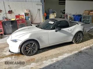✅ 2016 Mazda MX-5 Miata Club • VIN: JM1NDAC77G0107615 • Lot: 94939765. Wystawiony na Copart z przebiegiem 54 148 mil. Bezpłatny archiwum sprzedaży aukcyjnych z USA i szczegółowy raport historii pojazdu na DreamBid. Zdjęcie 1.